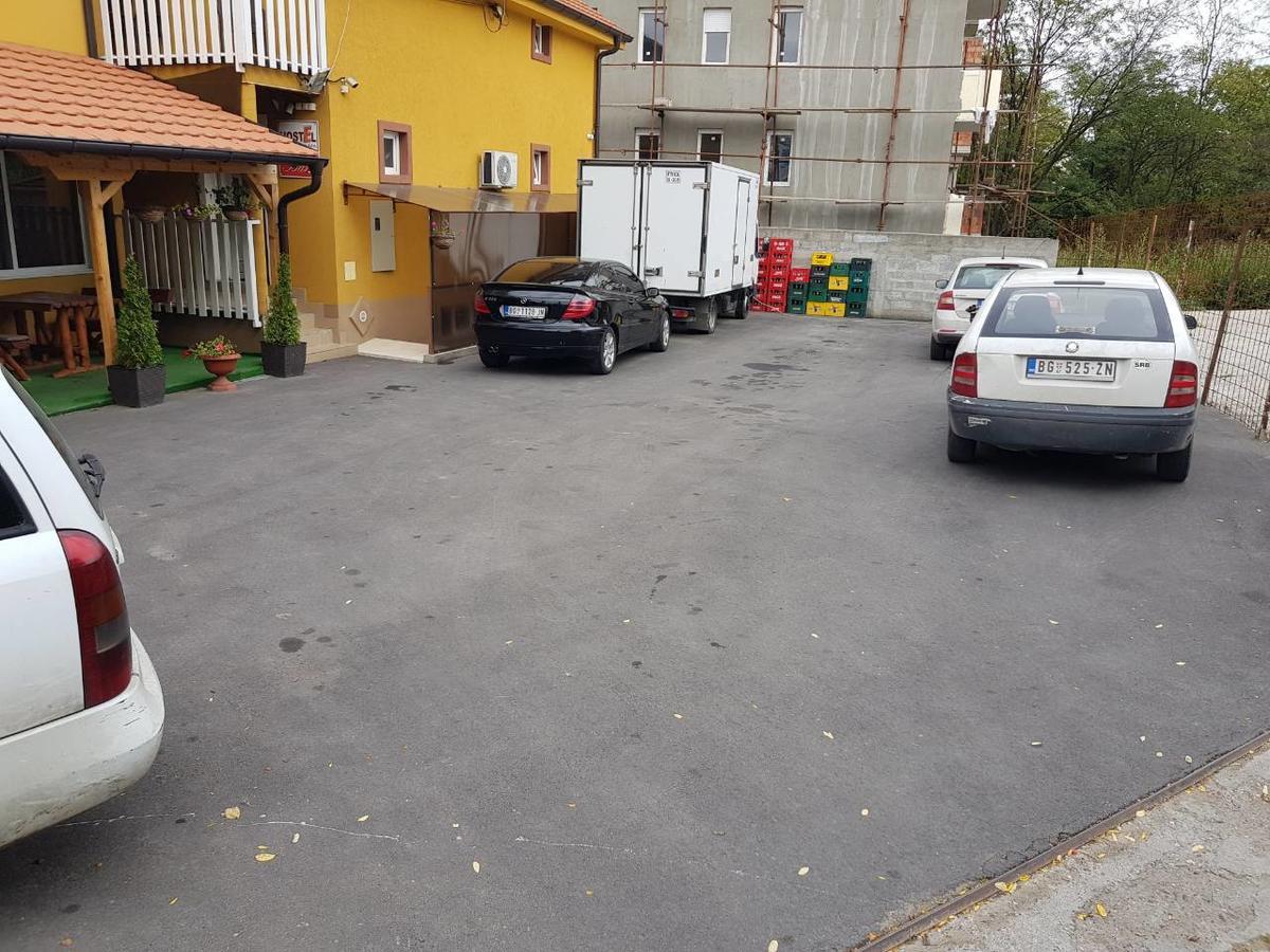 Di Camera Uno Белград Екстериор снимка
